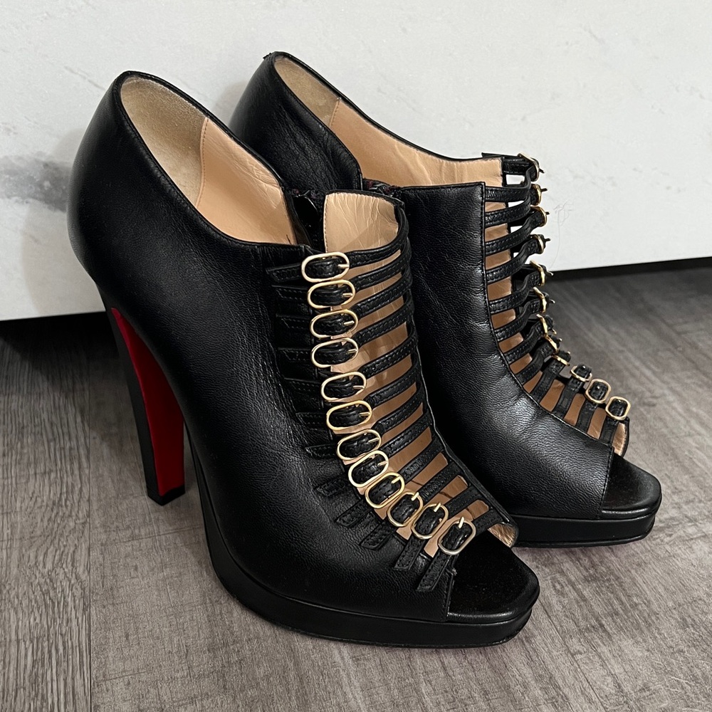 Christian Louboutin Manson 120 Strappy Buckle Heels
